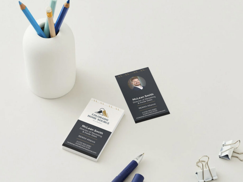 - MTN CREATIVE DESIGN CO. CHS business card